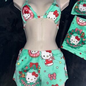 Hello Kitty Green Pajama Set